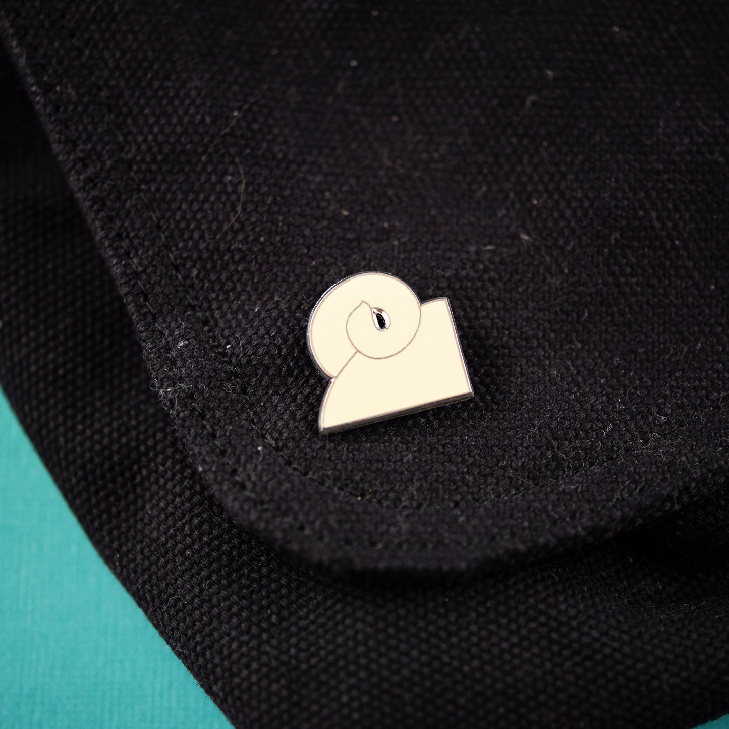 Fawn Pug Tail Enamel Pin